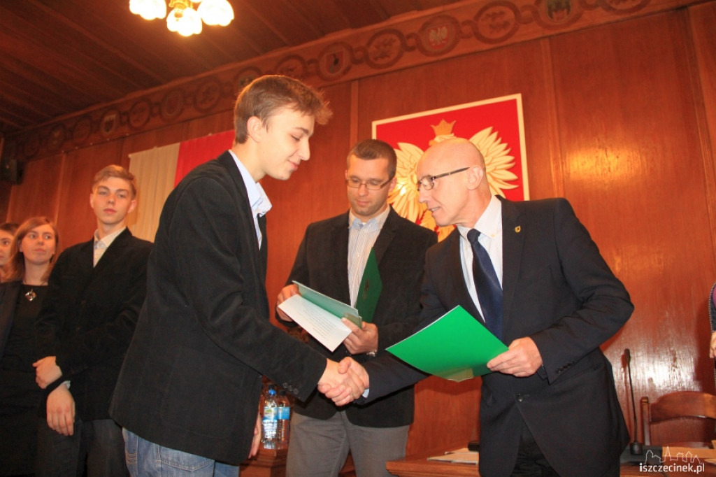Rozdanie stypendiów Burmistrza Szczecinka 21.11.2012