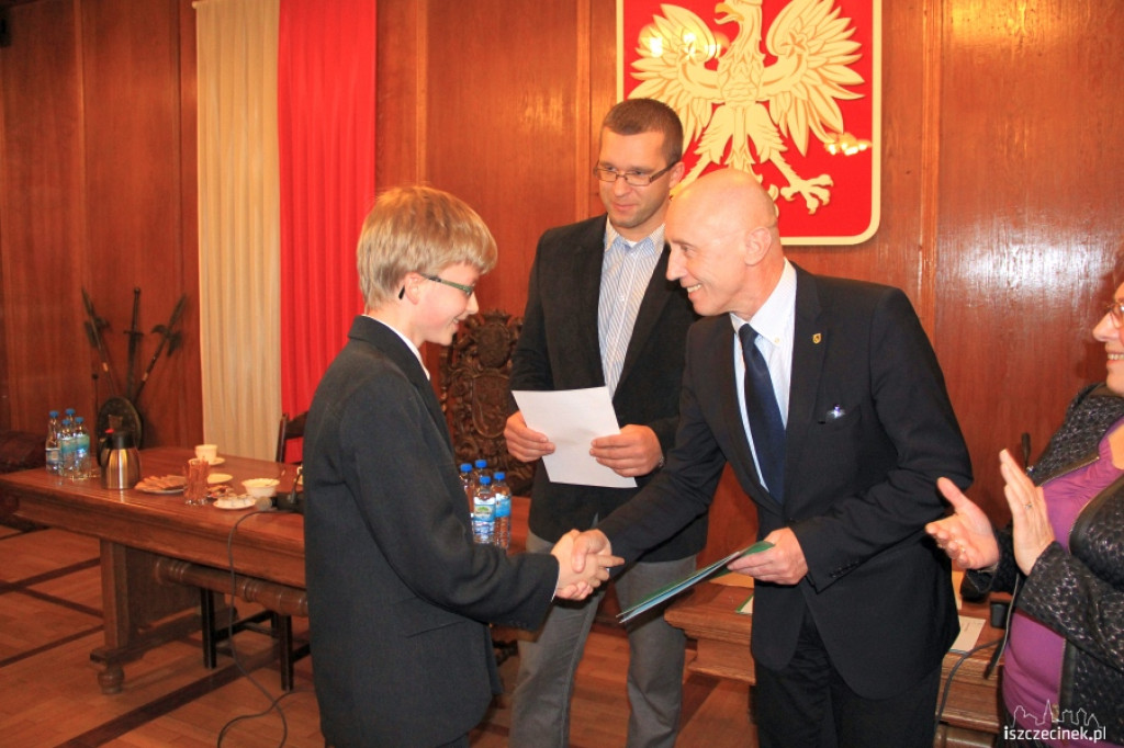 Rozdanie stypendiów Burmistrza Szczecinka 21.11.2012