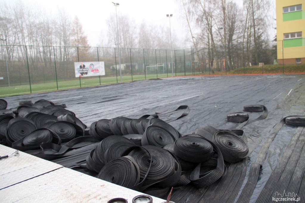 Powstaje biały Orlik w Szczecinku 28.11.2012