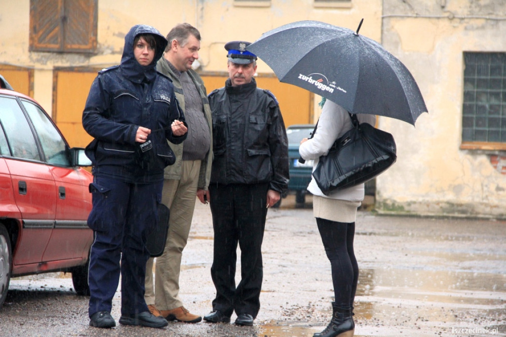 Uczniowie ZS w Białym Borze zwiedzali Komendę Policji w Szczecinku 28.11.2012