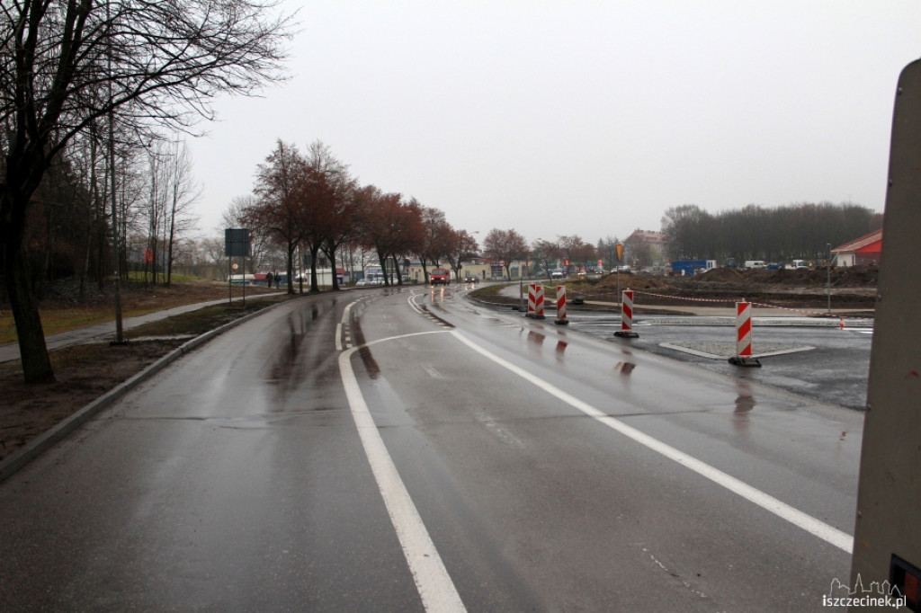 Nowe skrzyżowanie na Cieślaka w Szczecinku 28.11.2012