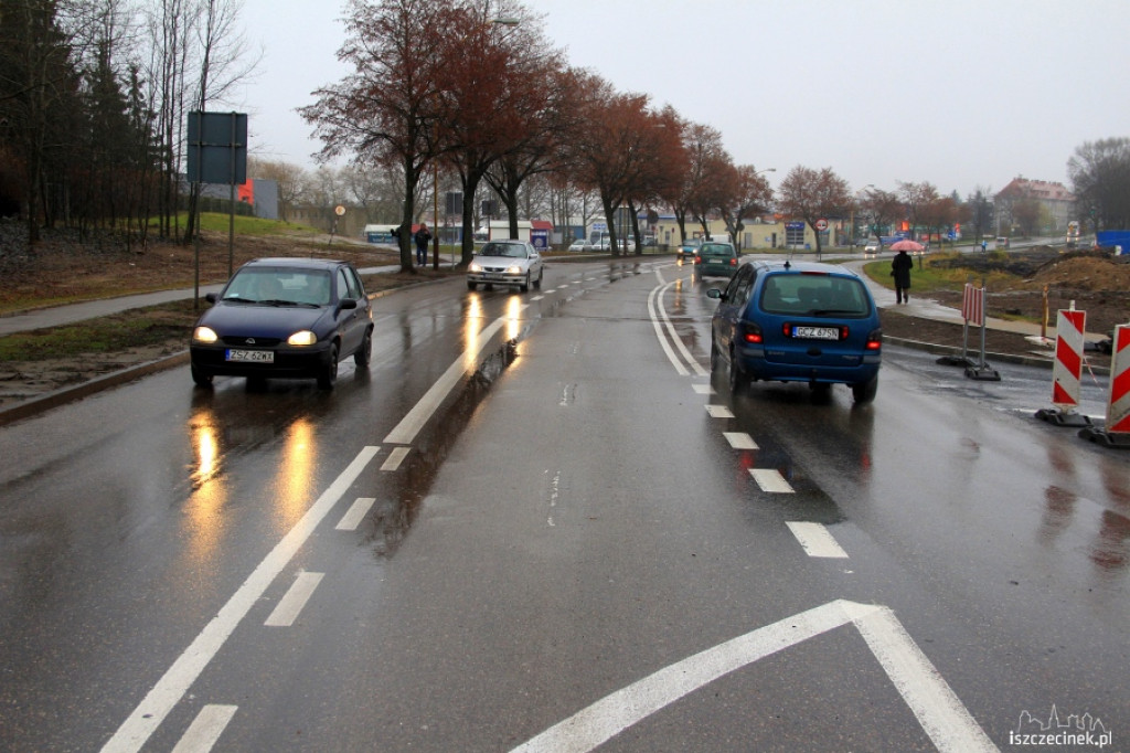 Nowe skrzyżowanie na Cieślaka w Szczecinku 28.11.2012