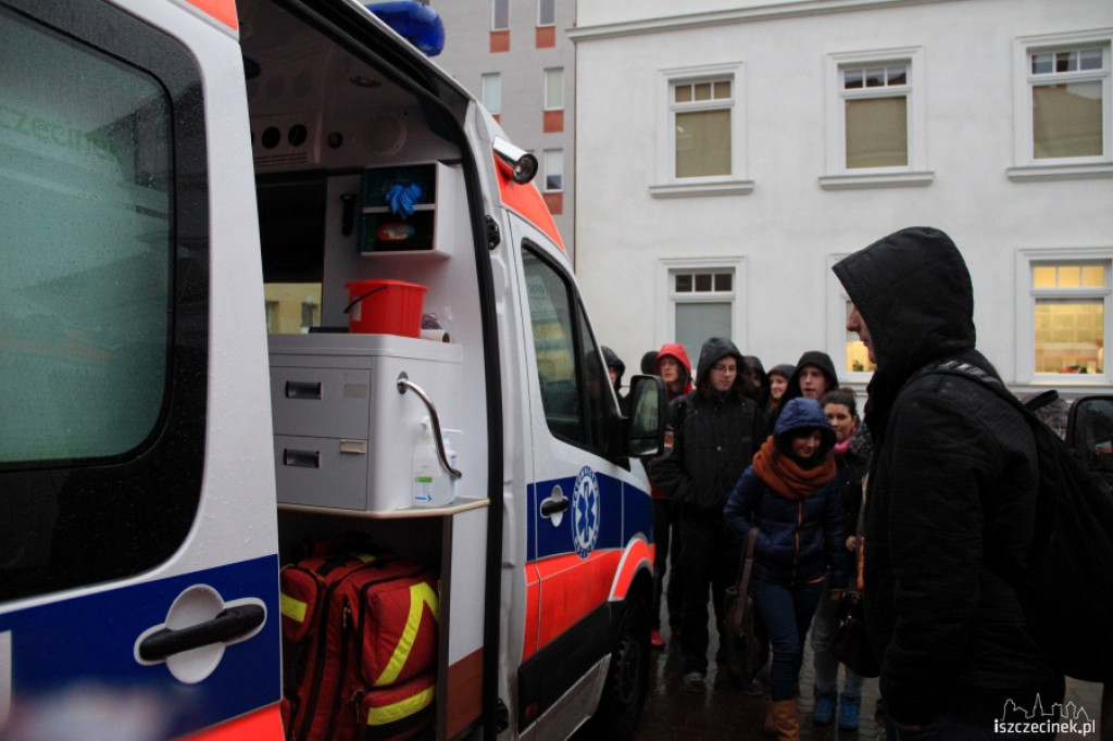 Uczniowie zwiedzali szpital 29.11.2012