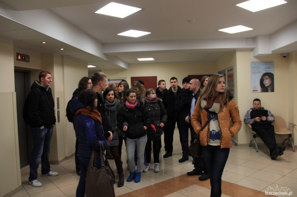 Uczniowie zwiedzali szpital 29.11.2012