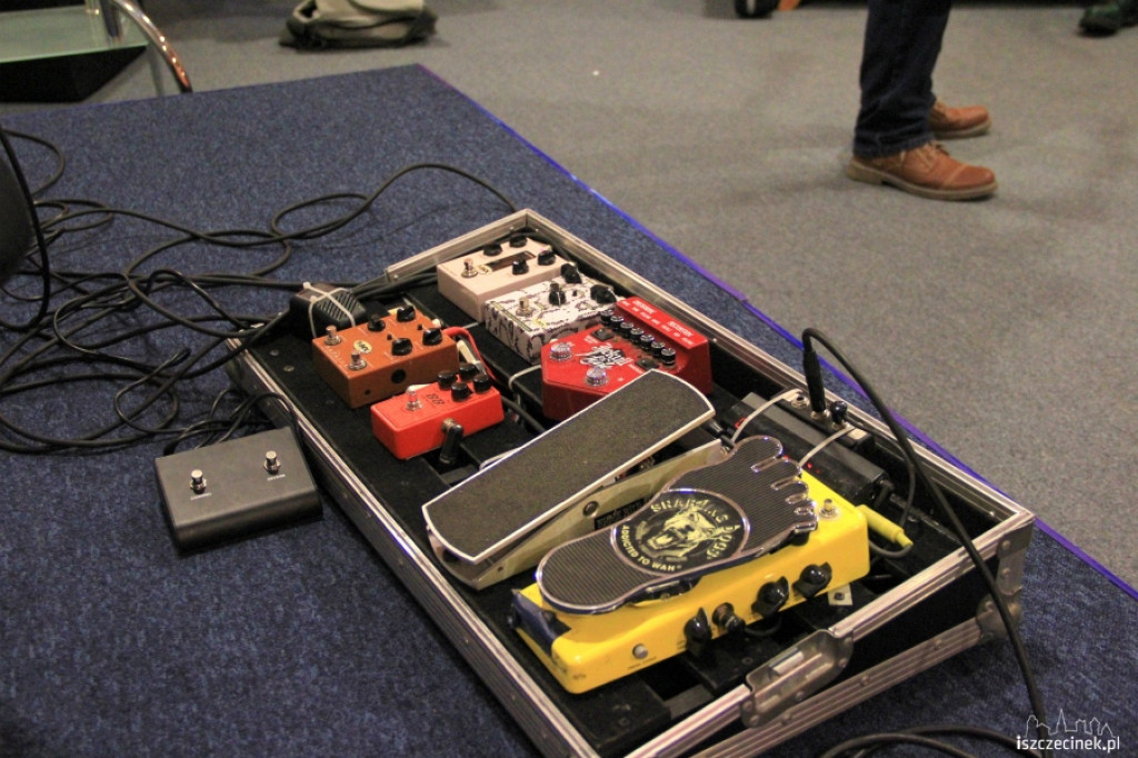 Warsztaty gitarowe z Jackiem Królikiem 1.12.2012