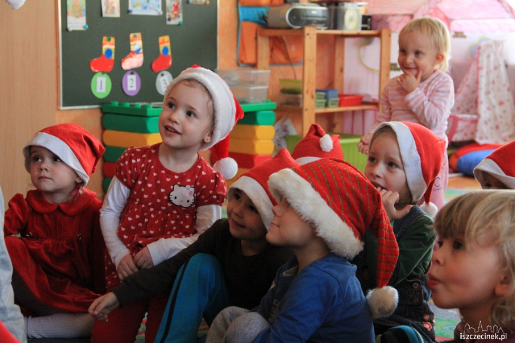 Pracowity dzień Mikołaja w Szczecinku 6.12.2012