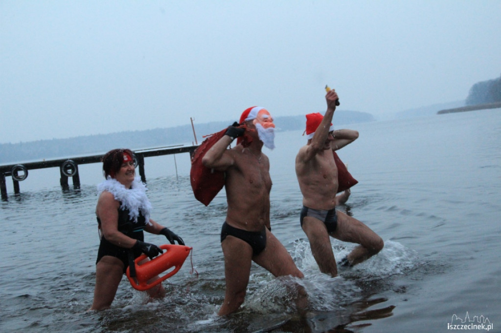 Pracowity dzień Mikołaja w Szczecinku 6.12.2012