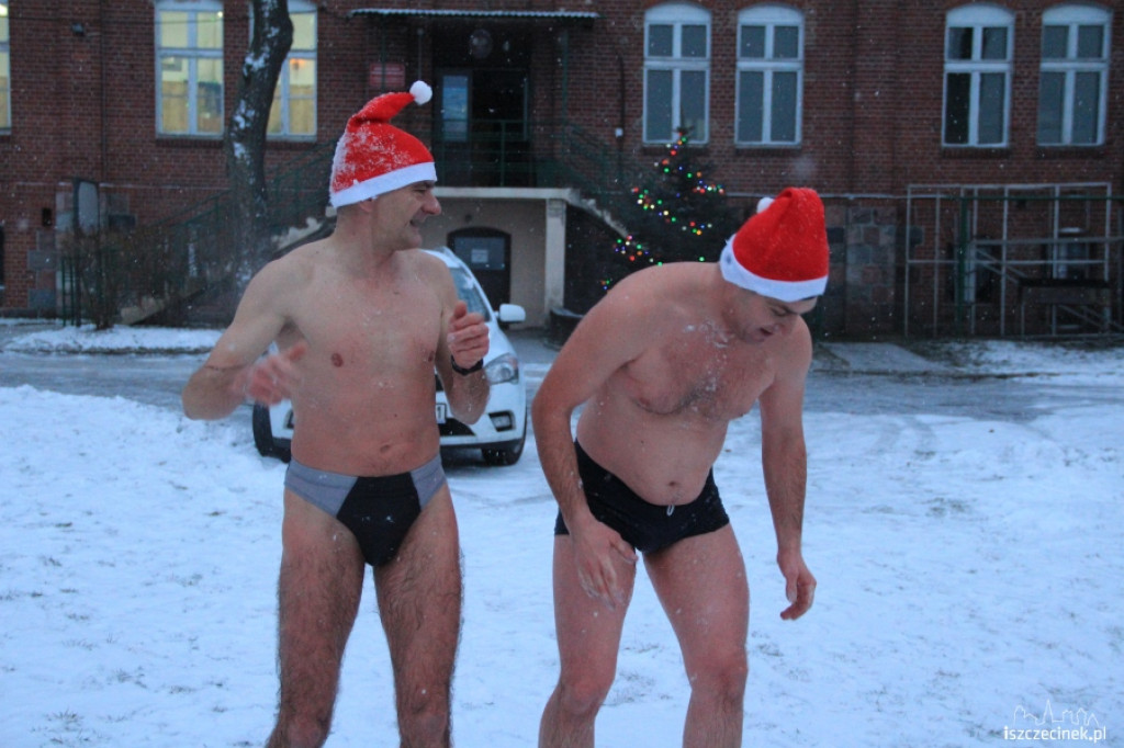 Pracowity dzień Mikołaja w Szczecinku 6.12.2012