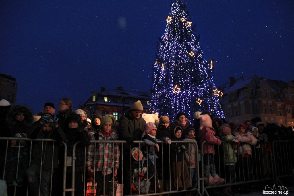 Pracowity dzień Mikołaja w Szczecinku 6.12.2012