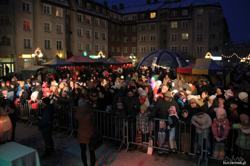 Pracowity dzień Mikołaja w Szczecinku 6.12.2012