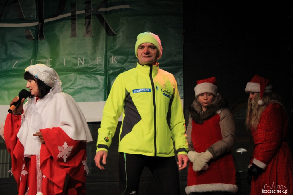 Pracowity dzień Mikołaja w Szczecinku 6.12.2012