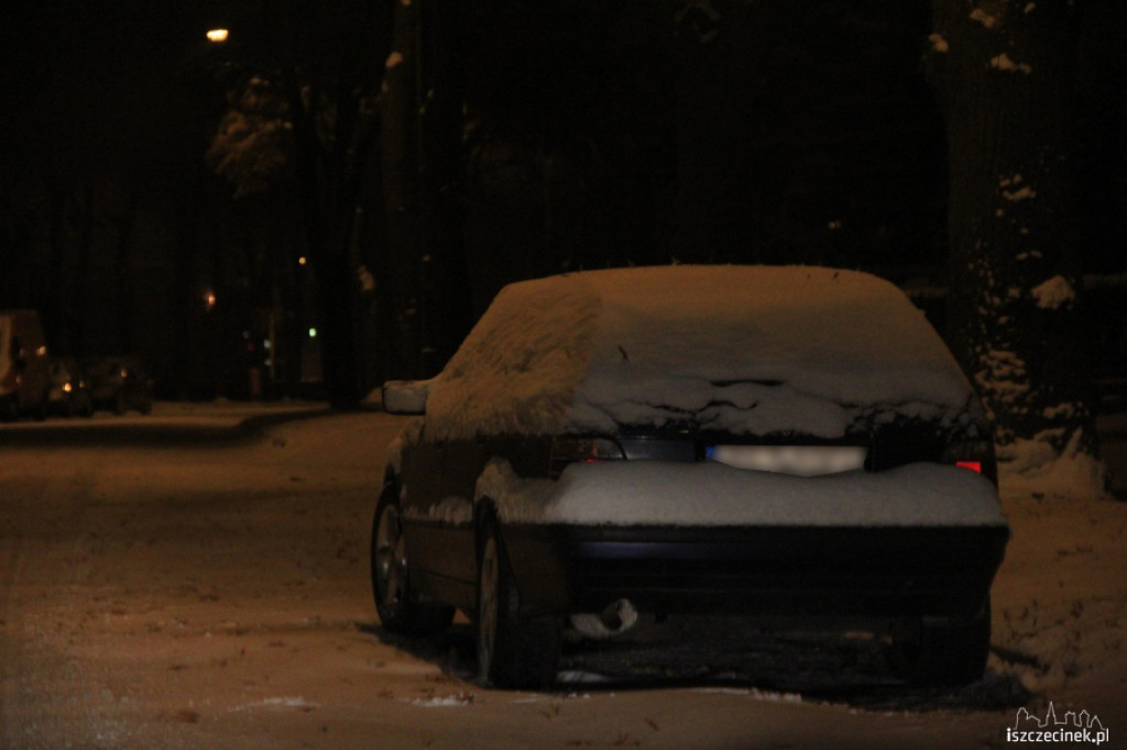 Zima na szczecineckich ulicach i chodnikach 9.12.2012