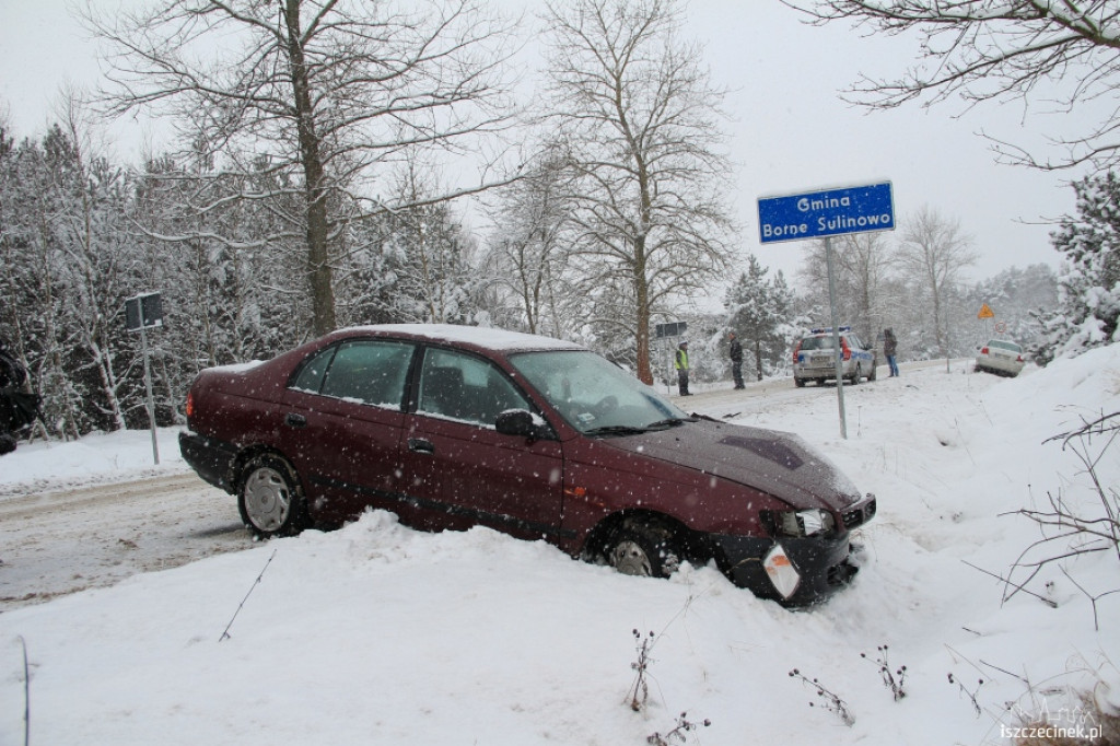 Zderzenie dwóch Toyot koło Radacza 12.12.2012