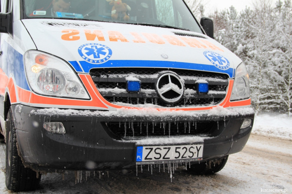 Zderzenie dwóch Toyot koło Radacza 12.12.2012