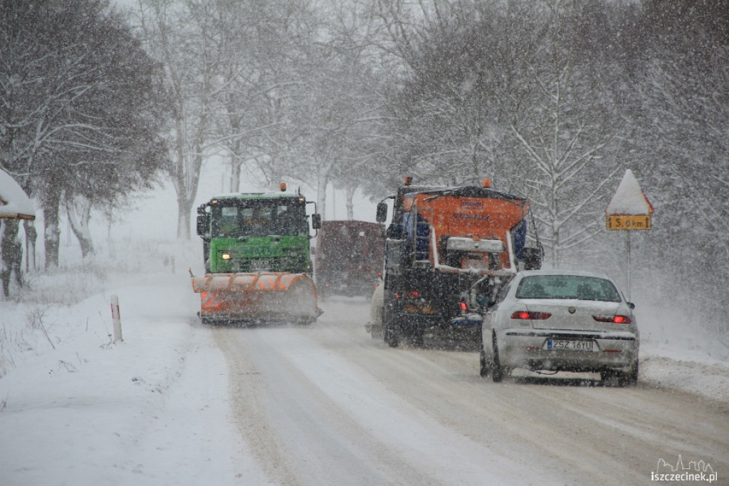 Zderzenie dwóch Toyot koło Radacza 12.12.2012