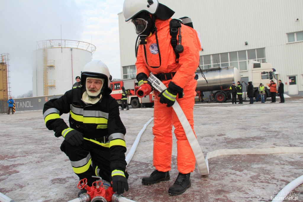 Ćwiczenia przeciwpożarowe w Kronospan Chemical  Szczecinek 14.12.2012