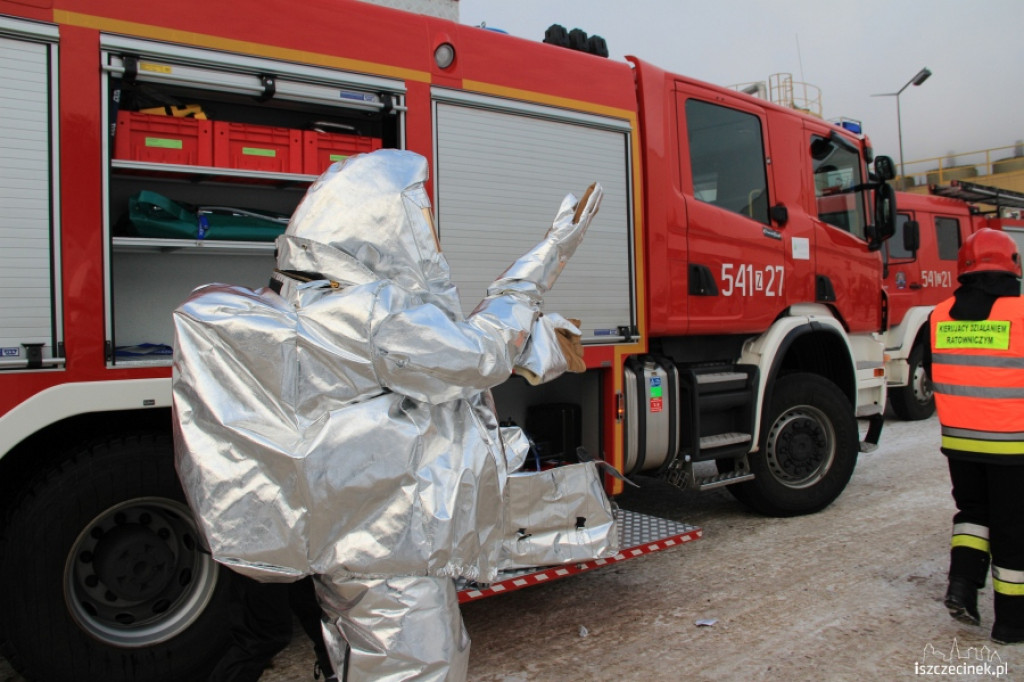 Ćwiczenia przeciwpożarowe w Kronospan Chemical  Szczecinek 14.12.2012