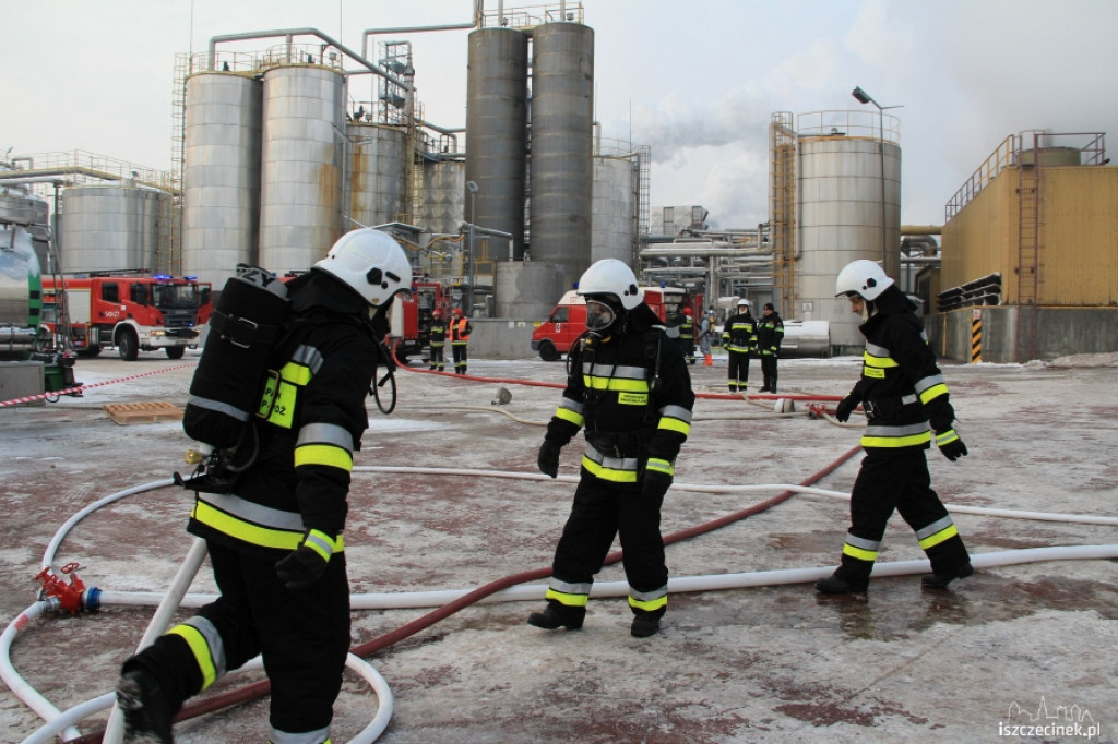 Ćwiczenia przeciwpożarowe w Kronospan Chemical  Szczecinek 14.12.2012