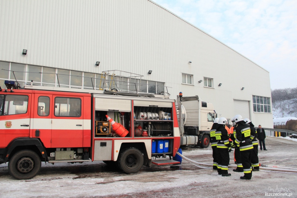 Ćwiczenia przeciwpożarowe w Kronospan Chemical  Szczecinek 14.12.2012