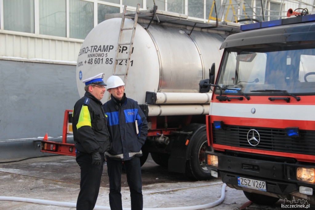 Ćwiczenia przeciwpożarowe w Kronospan Chemical  Szczecinek 14.12.2012
