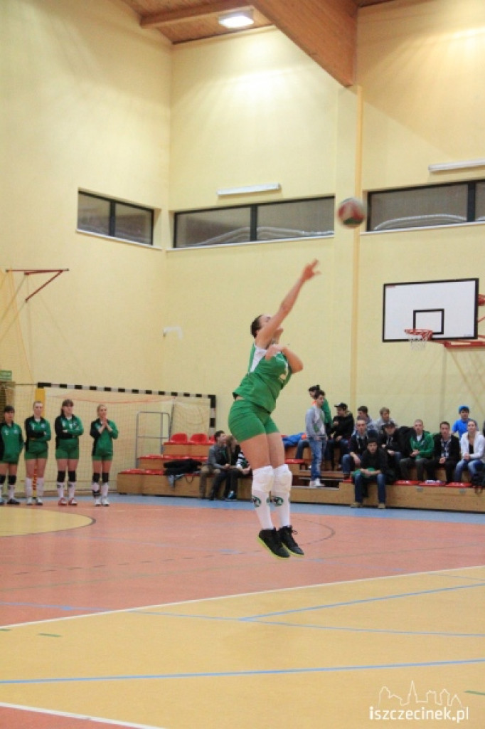 MKS Gryf Szczecinek - OPP Kołobrzeg 16.12.2012