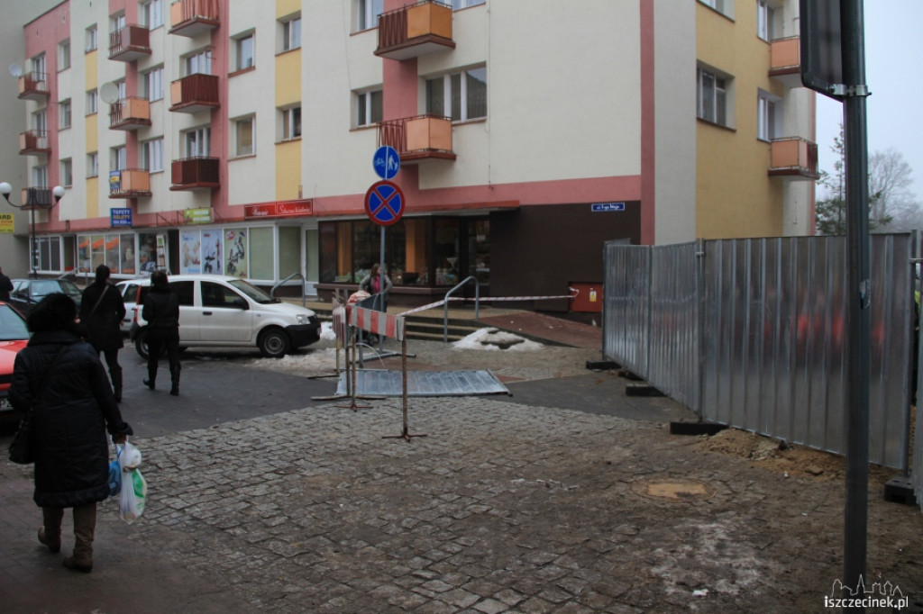 Zamknięty dojazd na parking za ratuszem 18.12.2012