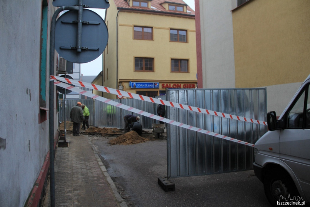 Zamknięty dojazd na parking za ratuszem 18.12.2012