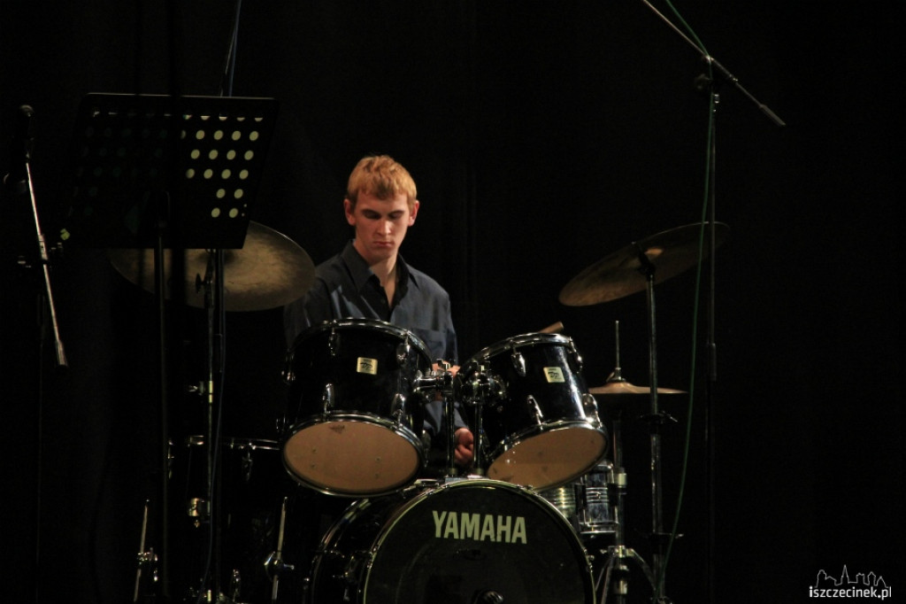 V Powiatowy Dzień Teatru w Językach Obcych 18.12.2012