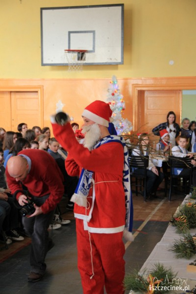 Świąteczny Koncert w SP 1 21.12.2012