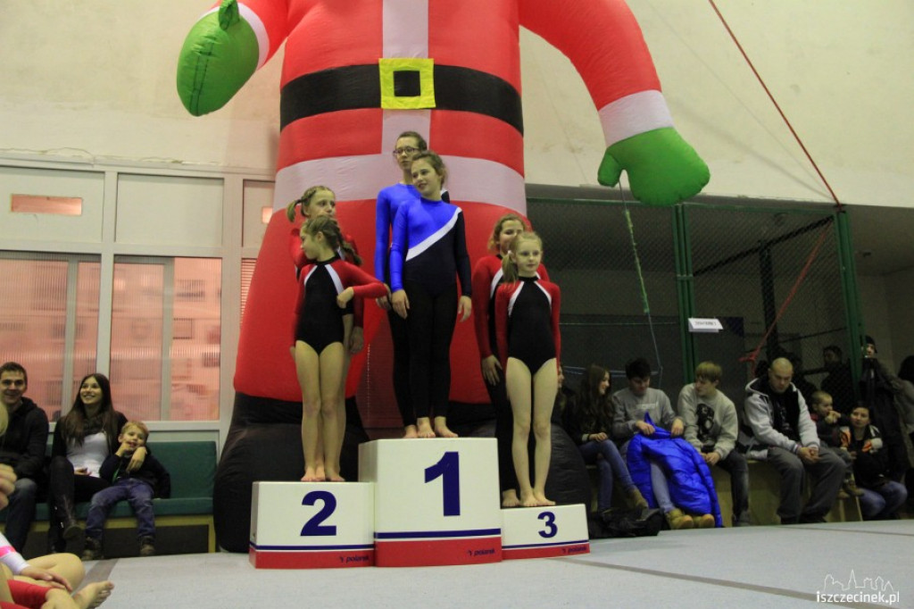Turniej Dwójek Dziewcząt w Akrobatyce Sportowej 21.22.2012