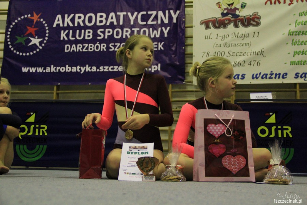 Turniej Dwójek Dziewcząt w Akrobatyce Sportowej 21.22.2012