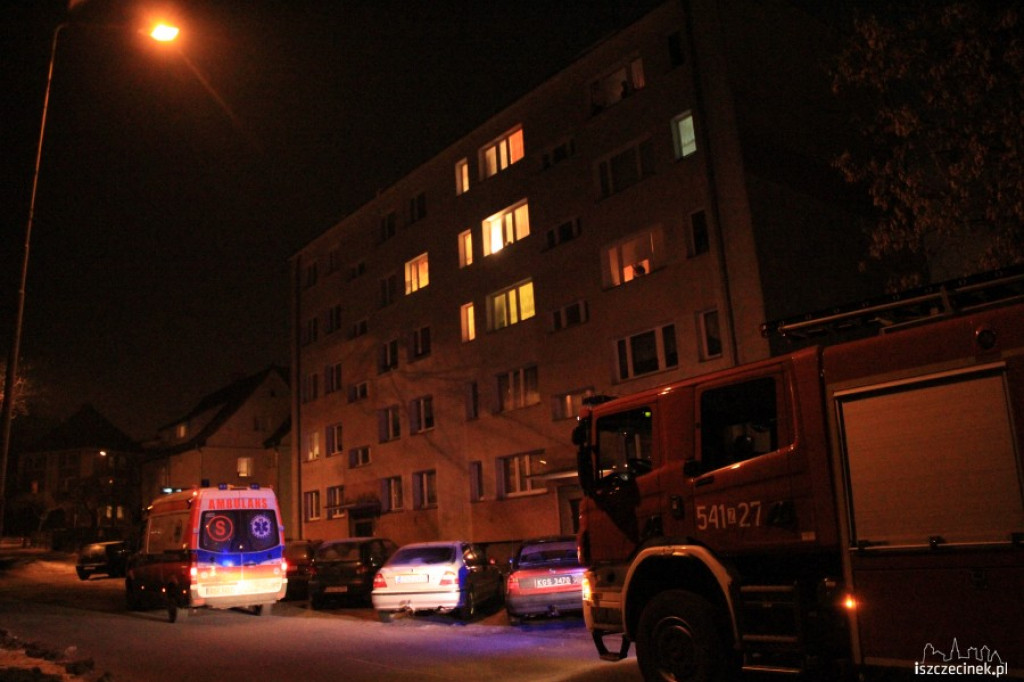 Czad na Kamiennej, pożar komina 28-Lutego 22.12.2012