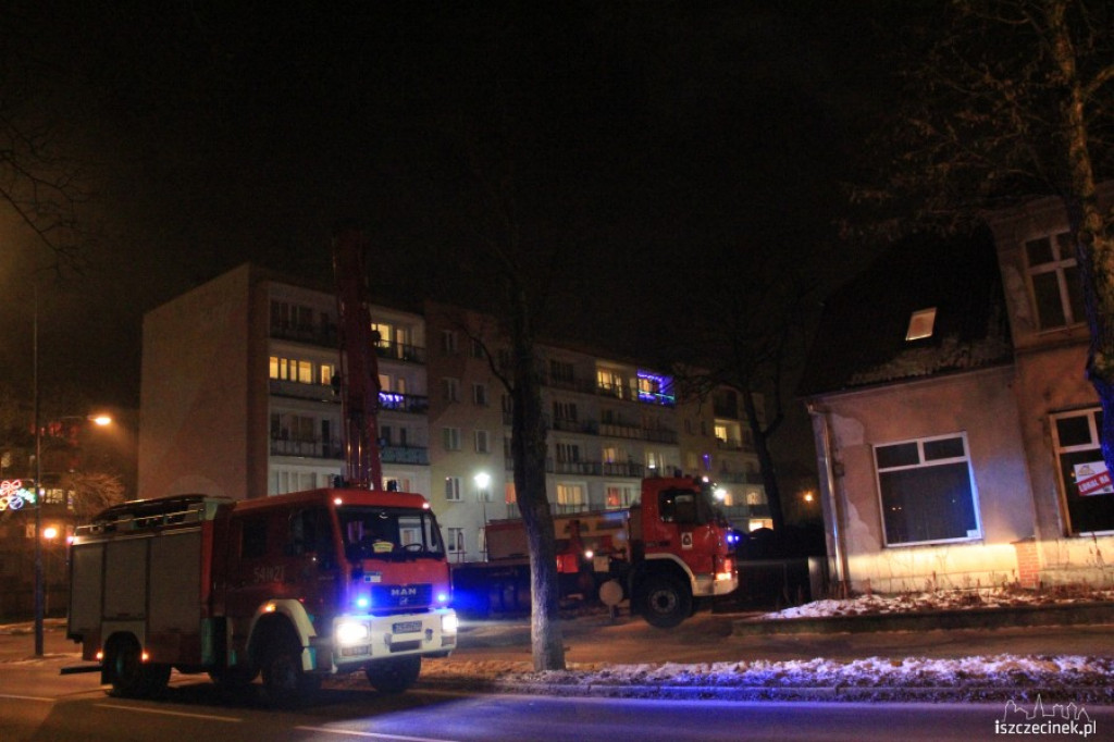 Czad na Kamiennej, pożar komina 28-Lutego 22.12.2012