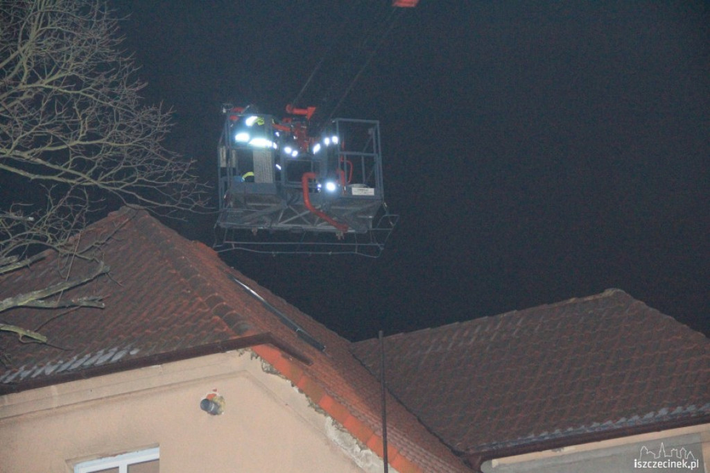 Czad na Kamiennej, pożar komina 28-Lutego 22.12.2012