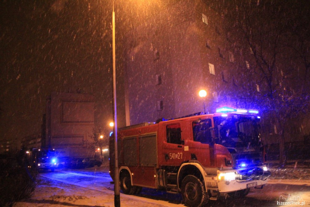 Zatrucie czadem na Połczyńskiej 23.12.2012
