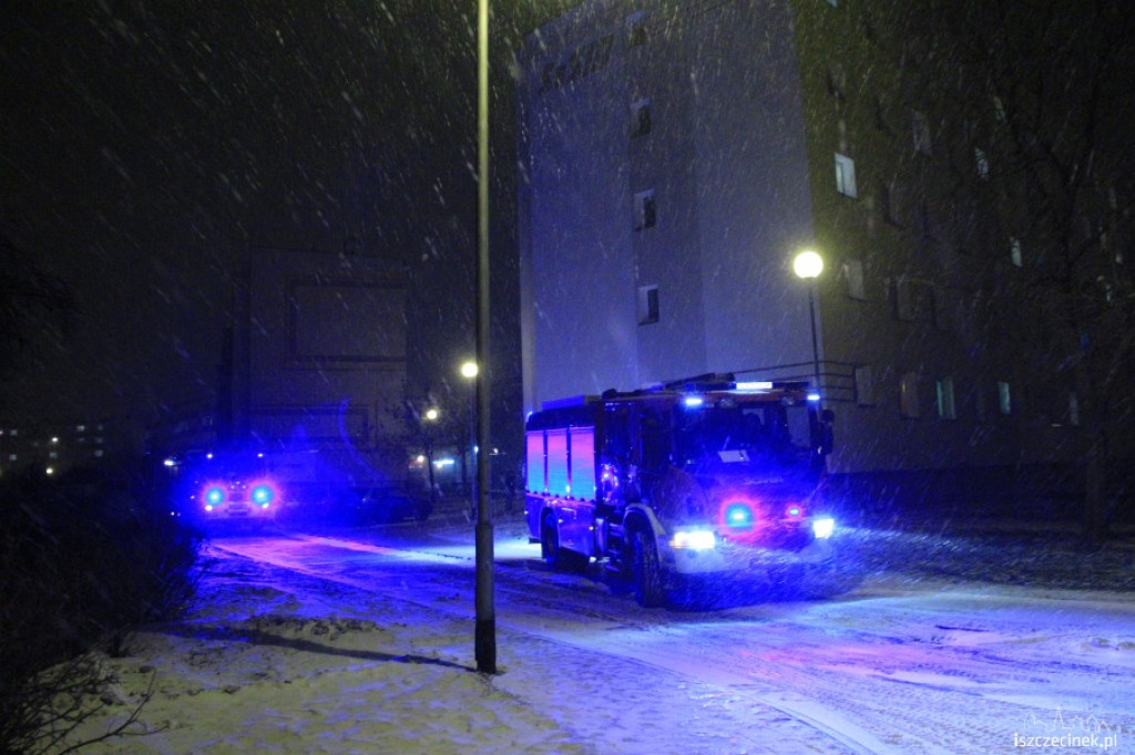 Zatrucie czadem na Połczyńskiej 23.12.2012