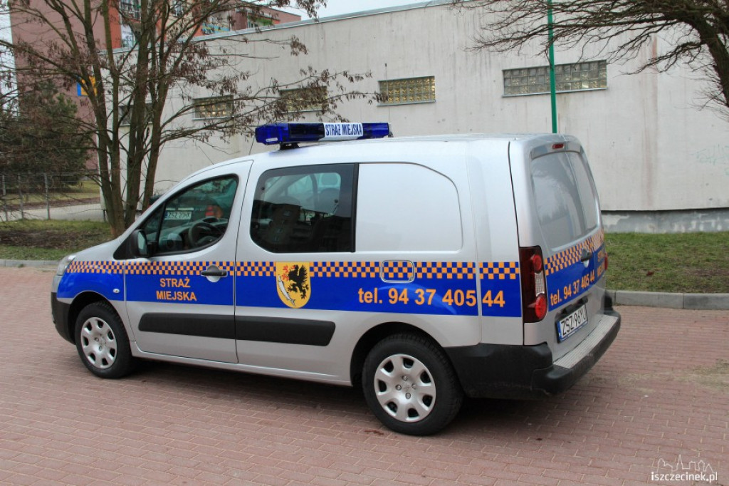 Nowy radiowóz Straży Miejskiej w Szczecinku 7.01.2012