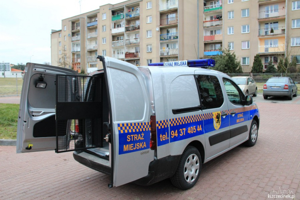 Nowy radiowóz Straży Miejskiej w Szczecinku 7.01.2012