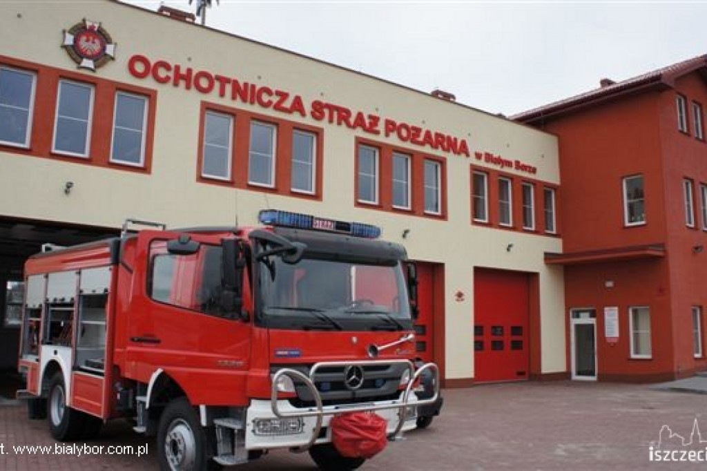 Nowy wóz strażacki w Białym Borze