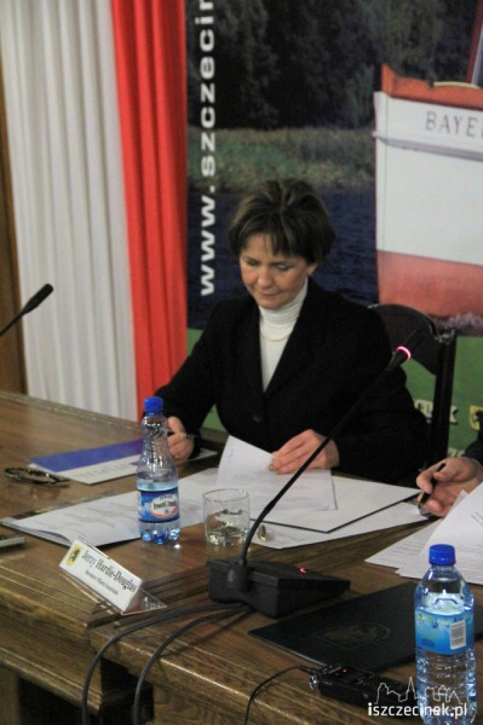 Podpisanie porozumienia pomiędzy Burmistrzem Szczecinka a Kronospan Szczecinek