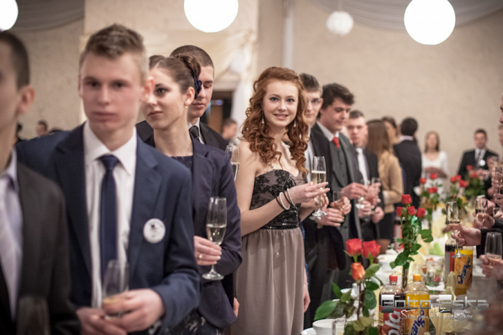 Studniówka - Zespół Szkół nr 1 im. Komisji Edukacji Narodowej w Szczecinku - fot. Sławomir Kłuciejasz
