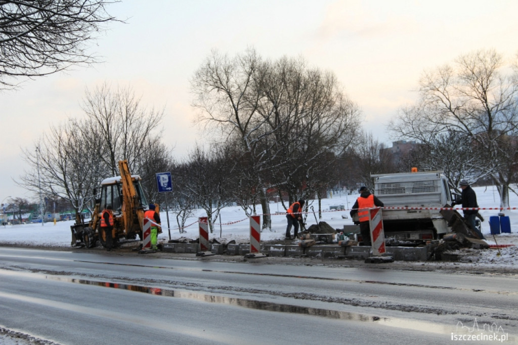 Zmiany przy ul. Cieślaka 12.01.2013