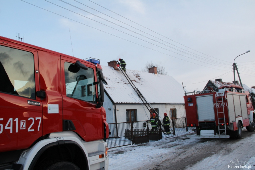 Pożar sadzy w kominie przy Wiejskiej 17.01.2013