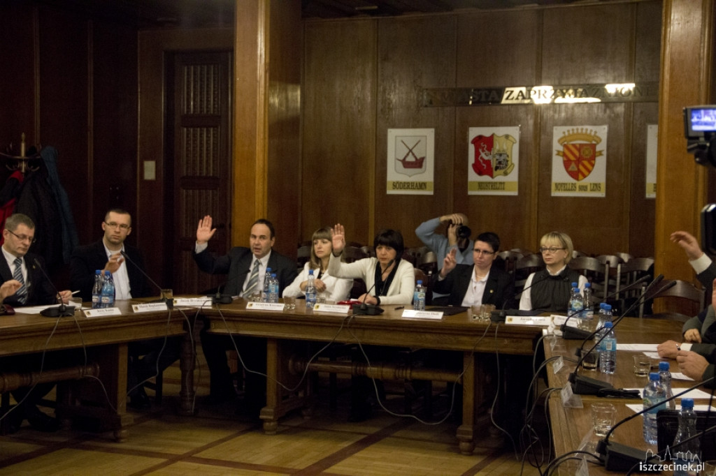 Nadzwyczajna Sesja Rady Miasta Szczecinek 18.01.2013