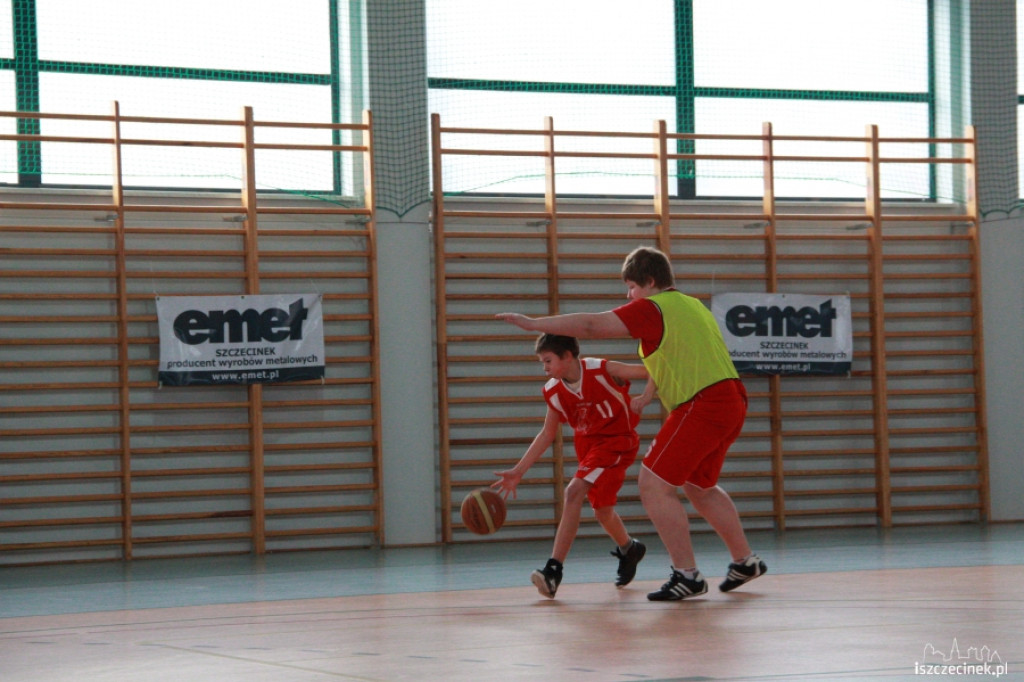 Wojewódzki Turniej Młodzików Młodszych o Puchar Prezesa firmy EMET
