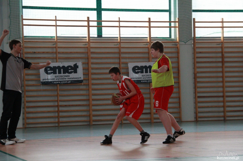 Wojewódzki Turniej Młodzików Młodszych o Puchar Prezesa firmy EMET