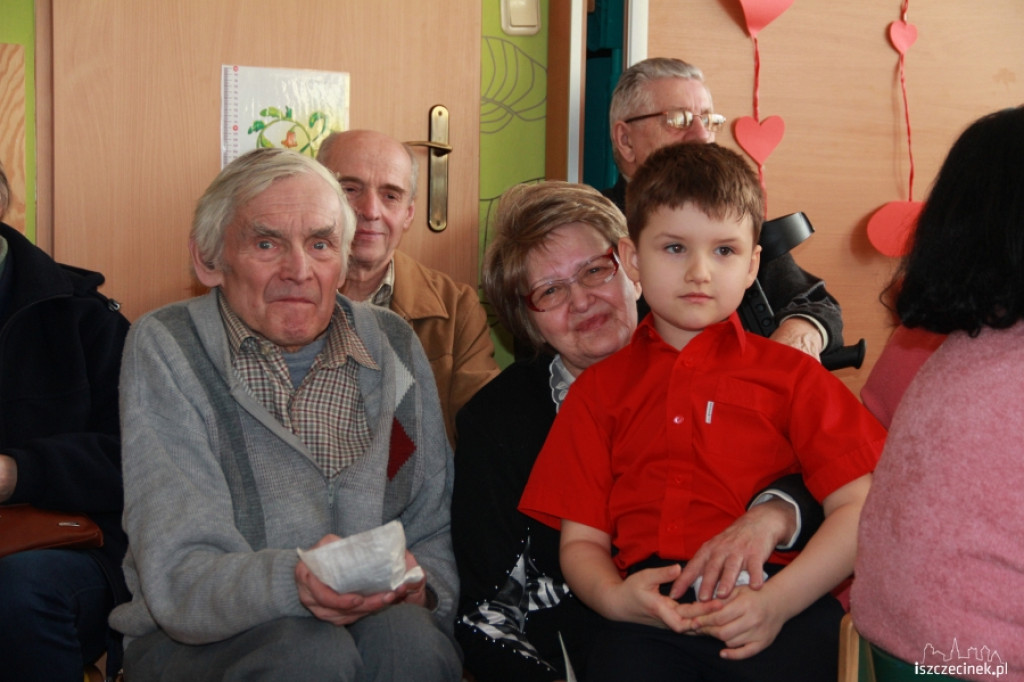 Dzień Babci i Dziadka w przedszkolu MIŚ 21.01.2013