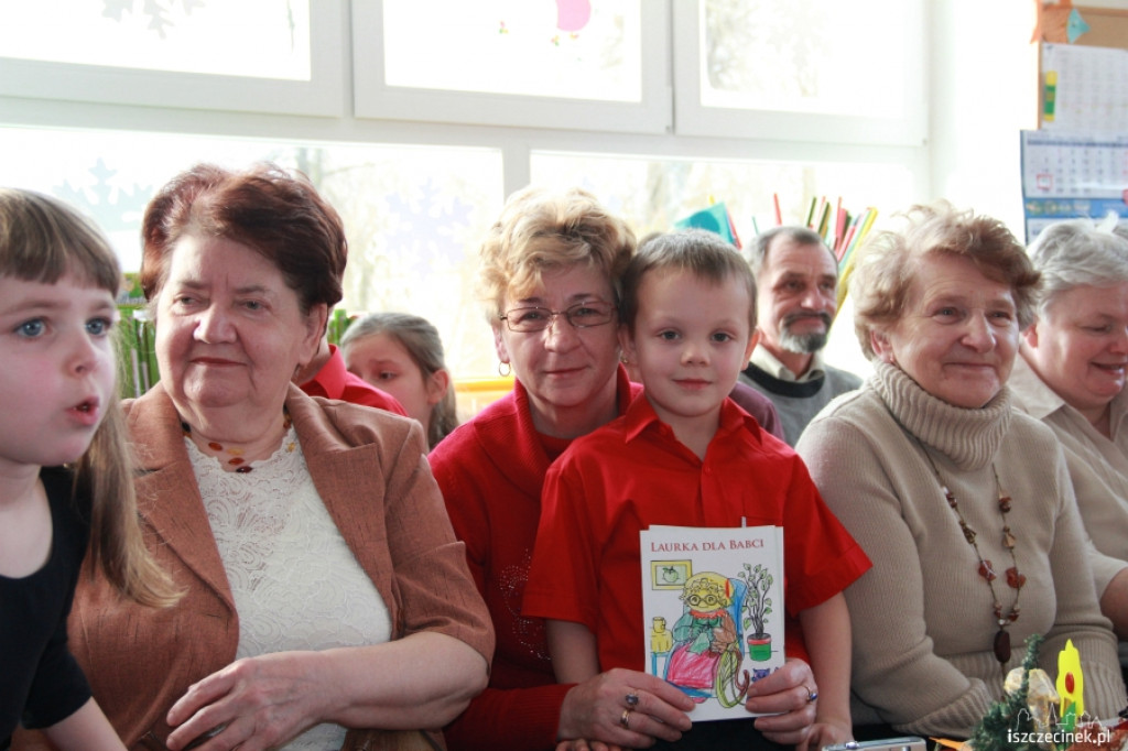 Dzień Babci i Dziadka w przedszkolu MIŚ 21.01.2013