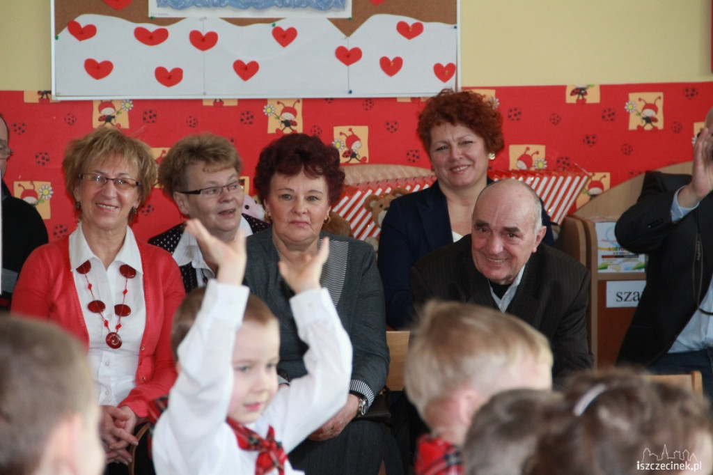 Dzień Babci i Dziadka w przedszkolu MIŚ 21.01.2013