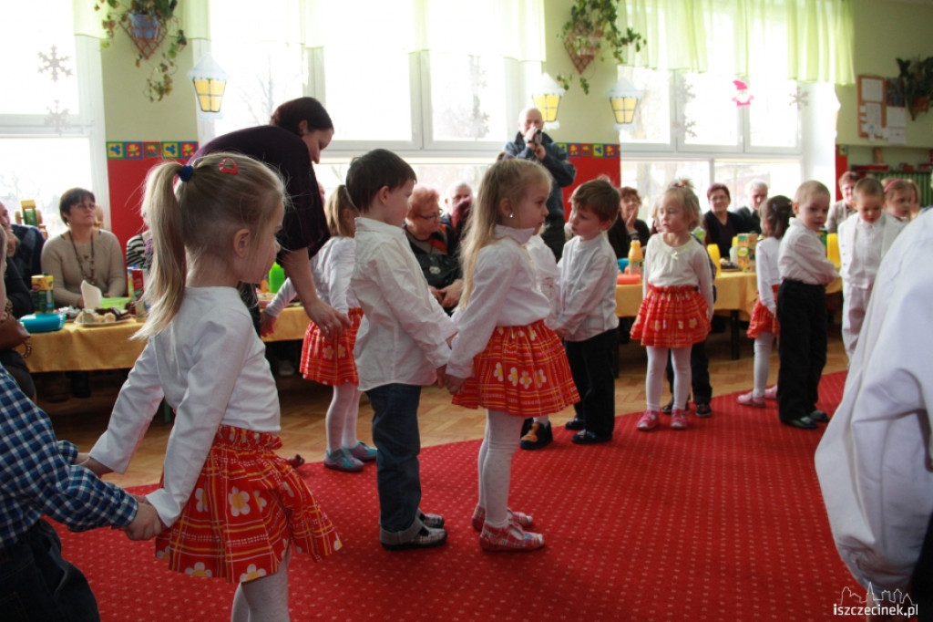 Dzień Babci i Dziadka w przedszkolu MIŚ 21.01.2013